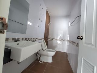For sale 3 bedrooms house in Phan Thong, Chonburi