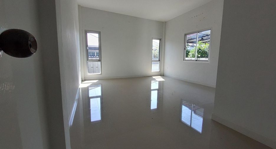 Продажа 3 спальни дом в Phan Thong, Чонбури