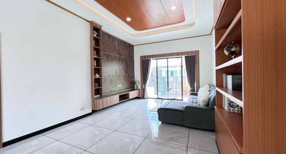 Villa zum Kauf mit 3 Zimmer in Bang Lamung, Chonburi