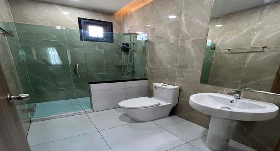 Villa zum Kauf mit 3 Zimmer in Bang Lamung, Chonburi