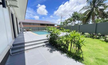 Villa zum Kauf mit 3 Zimmer in Bang Lamung, Chonburi