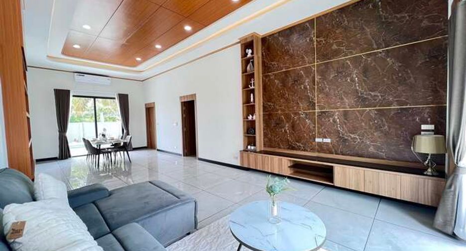 Villa zum Kauf mit 3 Zimmer in Bang Lamung, Chonburi