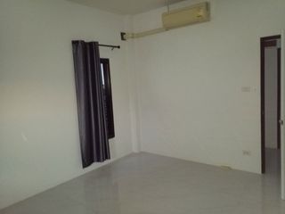 For sale 2 bedrooms house in Ban Bueng, Chonburi