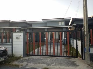 For sale 2 bedrooms house in Ban Bueng, Chonburi