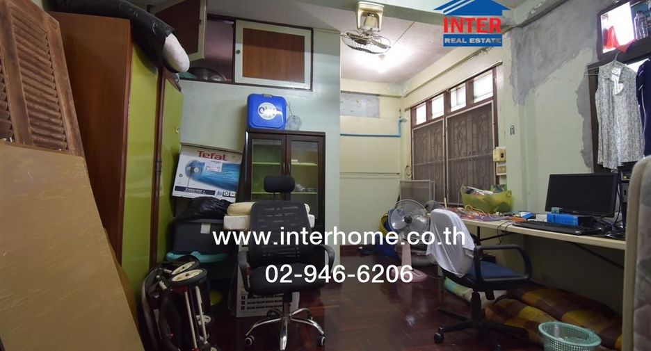 Casa adosada en venta de 3 habitaciones en Bang Rak, Bangkok