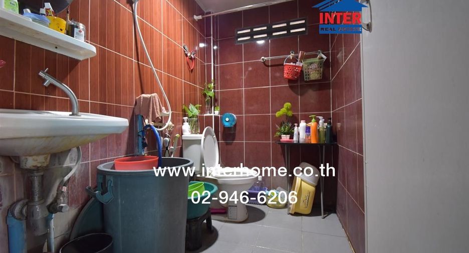 Casa adosada en venta de 3 habitaciones en Bang Rak, Bangkok