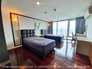 For rent 4 bedrooms condo in Watthana, Bangkok