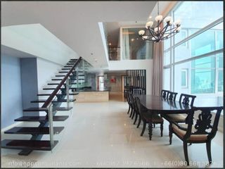 For rent 4 bedrooms condo in Watthana, Bangkok