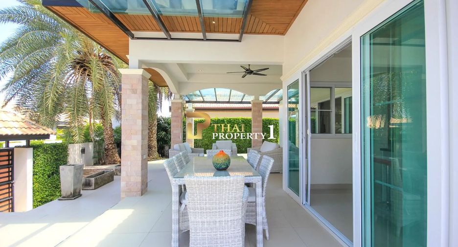 For sale 4 bedrooms villa in Hua Hin, Prachuap Khiri Khan