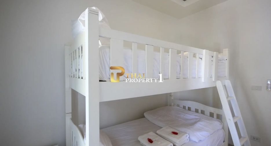 For sale 4 bedrooms villa in Hua Hin, Prachuap Khiri Khan