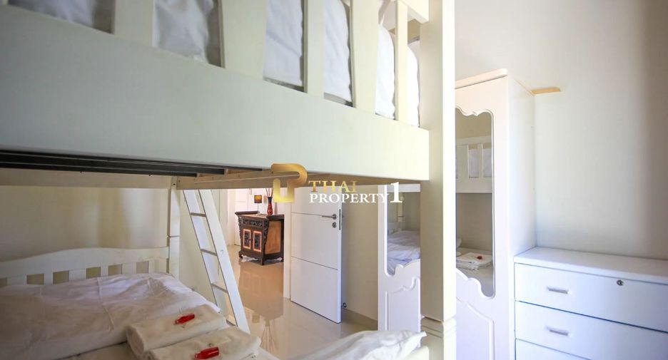 For sale 4 bedrooms villa in Hua Hin, Prachuap Khiri Khan