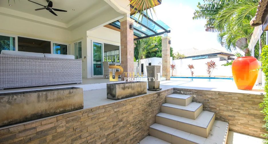 For sale 4 bedrooms villa in Hua Hin, Prachuap Khiri Khan