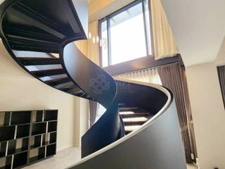 For rent 4 bedrooms condo in Sathon, Bangkok