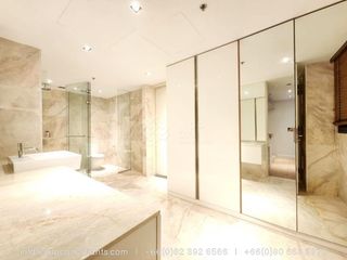 For rent 4 bedrooms condo in Sathon, Bangkok