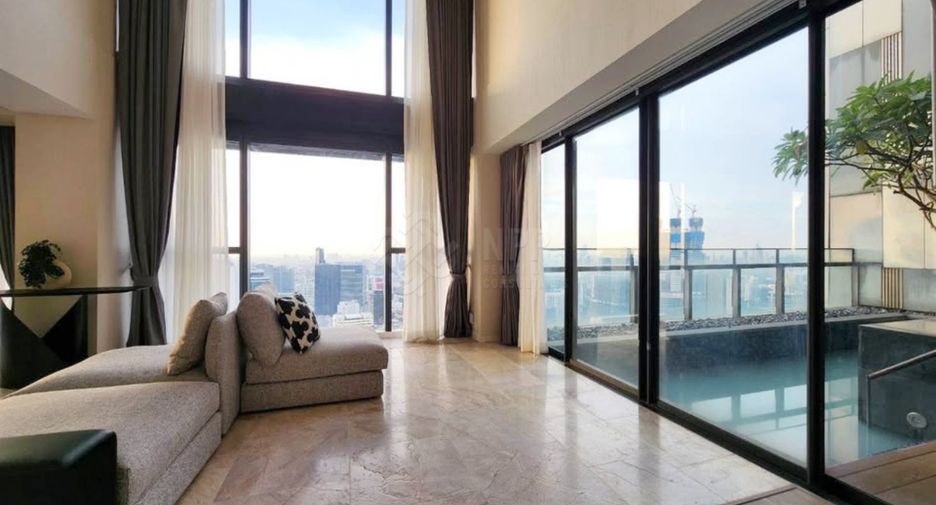 For rent 4 bedrooms condo in Sathon, Bangkok