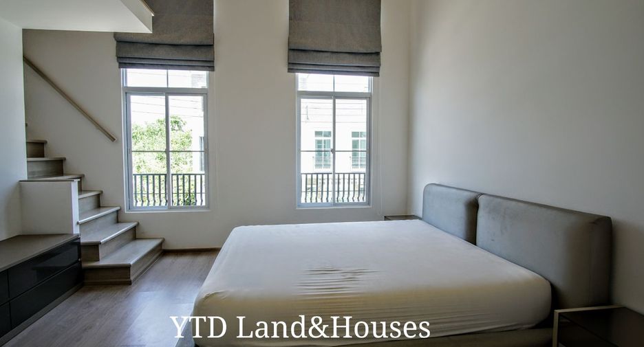 For rent 3 bedrooms townhouse in Bang Phli, Samut Prakan