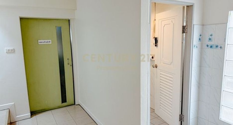 For sale 6 bedrooms retail Space in Phaya Thai, Bangkok