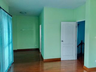 Casa en venta de 3 habitaciones en Si Racha, Chonburi