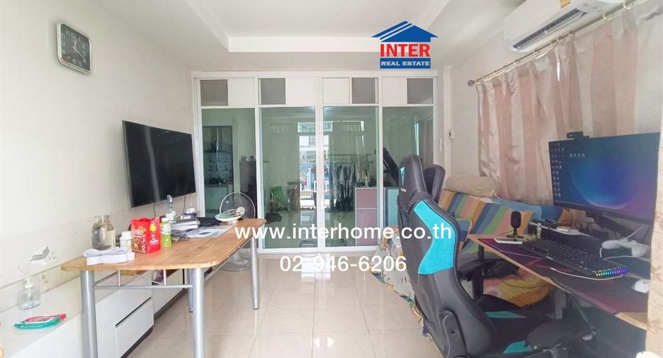 出售 3 卧室 独立屋 在 Thung Khru, 曼谷