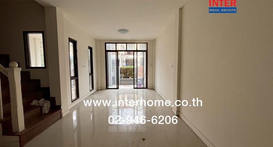 For sale 4 bedrooms townhouse in Bang Bua Thong, Nonthaburi