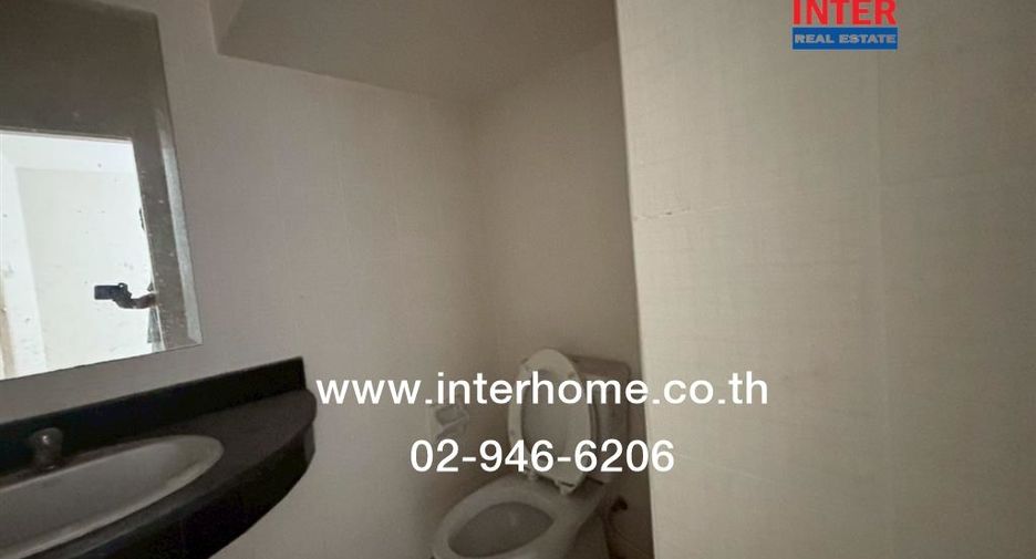For sale 4 bedrooms townhouse in Bang Bua Thong, Nonthaburi