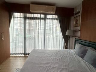 Local comercial en alquiler de 1 habitaciones en Si Racha, Chonburi