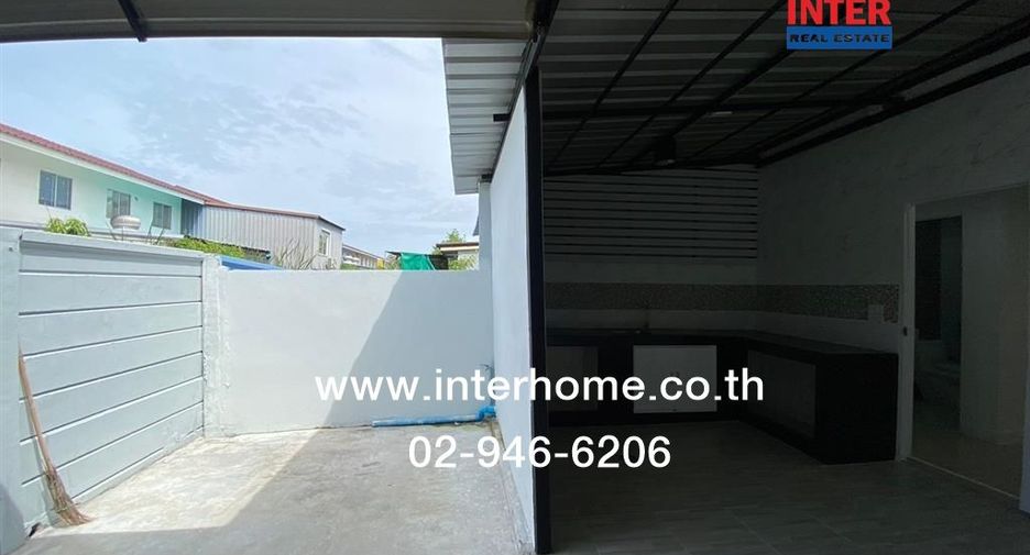 À vendre 3 chambres maison de ville à Sam Phran, Nakhon Pathom