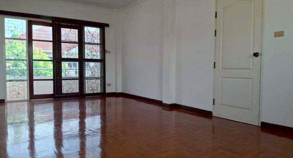 For sale 3 bedrooms house in Bang Kruai, Nonthaburi