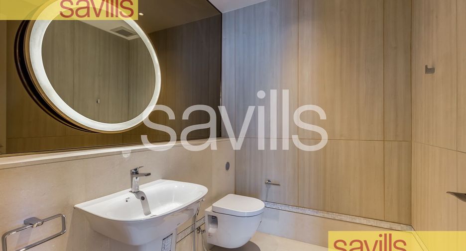 For rent 2 bedrooms condo in Pathum Wan, Bangkok