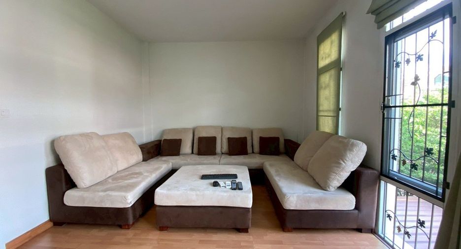For sale 2 bedrooms townhouse in Mueang Nonthaburi, Nonthaburi