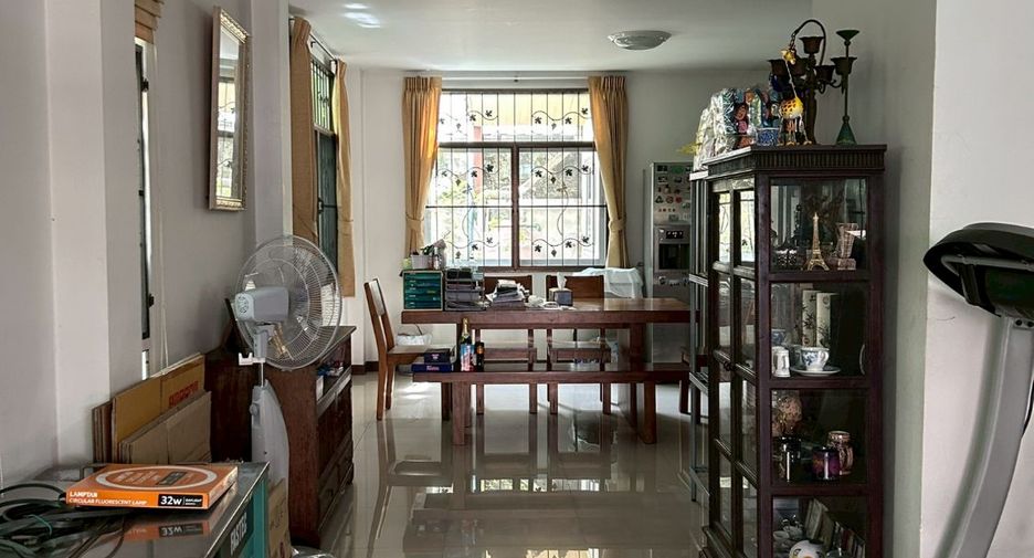 For sale 2 bedrooms townhouse in Mueang Nonthaburi, Nonthaburi