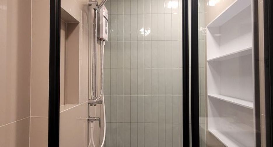 Wohnung zur Miete und zum Kauf mit 2 Zimmer in Khlong San, Bangkok