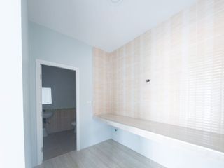 For sale 3 bedrooms retail Space in Si Racha, Chonburi