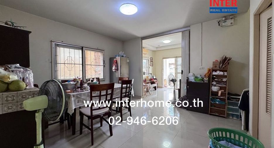 Haus zum Kauf mit 4 Zimmer in Khan Na Yao, Bangkok
