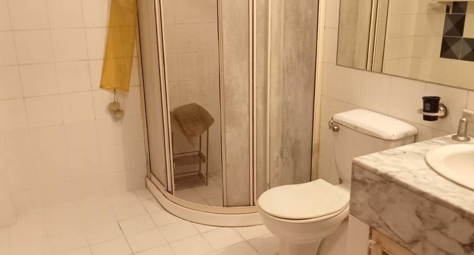 Casa en venta de 4 habitaciones en Pak Kret, Nonthaburi