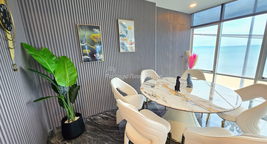 For sale 3 bedrooms condo 