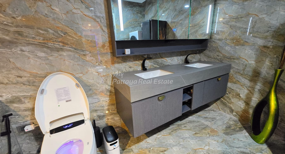 For sale 3 bedrooms condo 