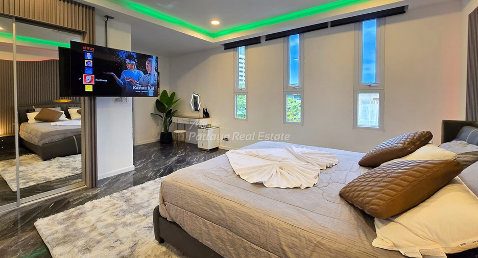 For sale 3 bedrooms condo 