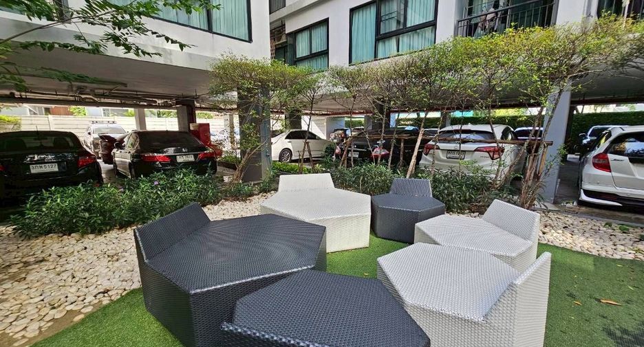 For sale 1 bed condo in Bang Na, Bangkok