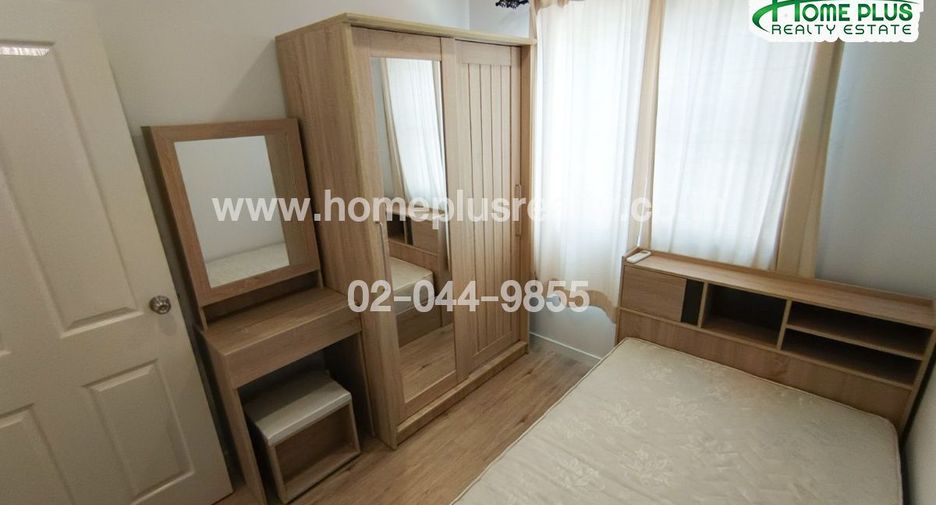 À vendre 3 chambres maison de ville à Mueang Pathum Thani, Pathum Thani