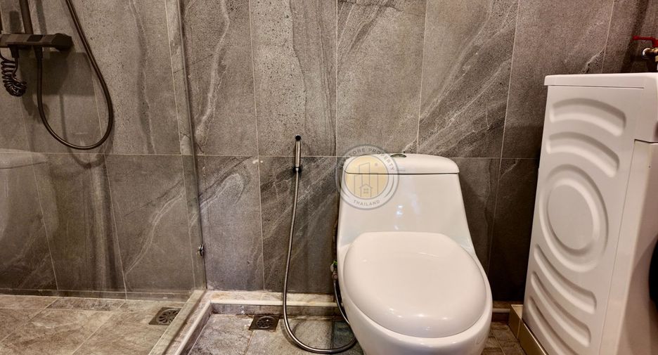 For sale 1 Beds condo in Bang Lamung, Chonburi