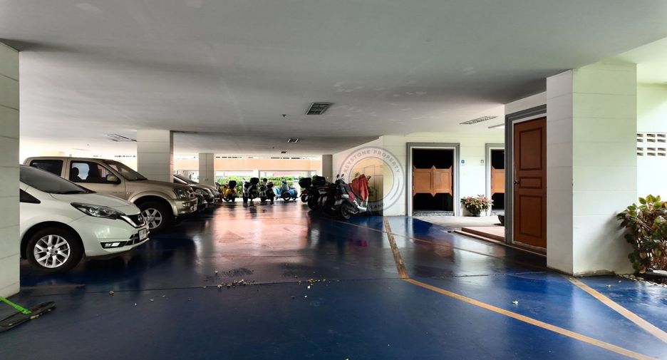 For sale 1 Beds condo in Bang Lamung, Chonburi