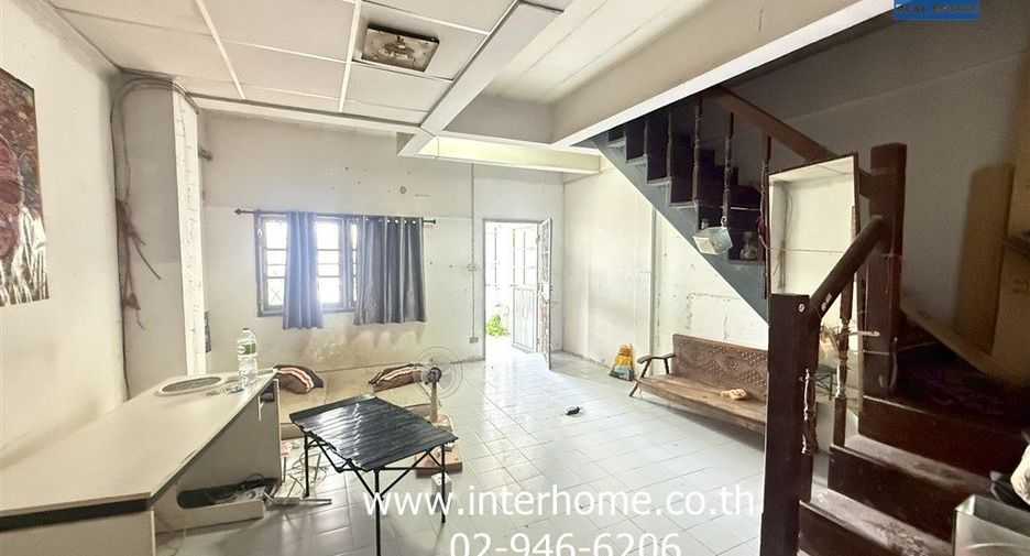 For sale 2 bedrooms townhouse in Mueang Nonthaburi, Nonthaburi