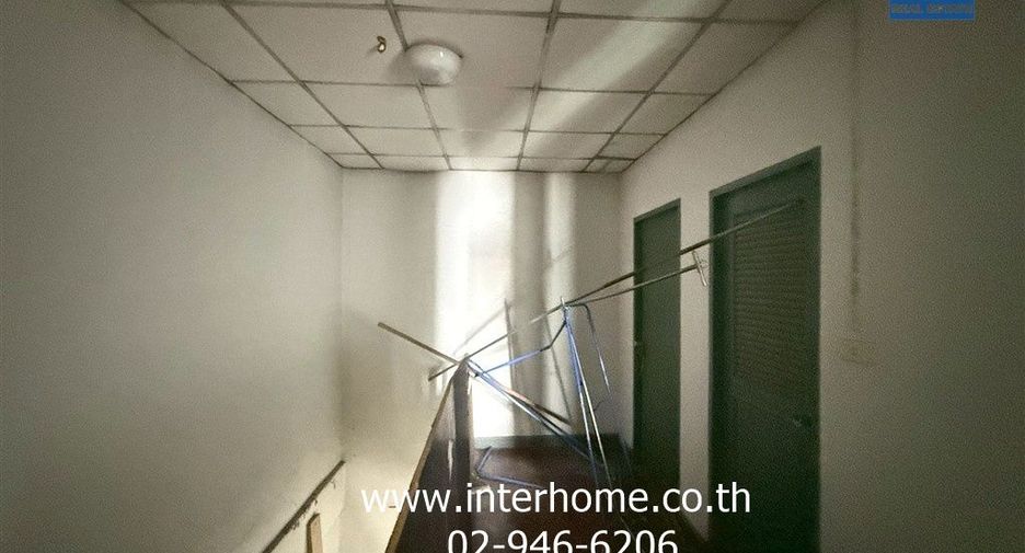 For sale 2 bedrooms townhouse in Mueang Nonthaburi, Nonthaburi