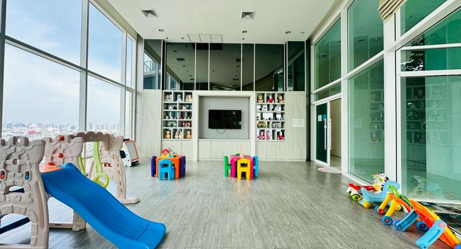Wohnung zur Miete mit 3 Zimmer in Bang Kho Laem, Bangkok