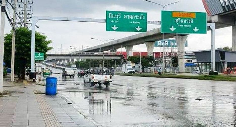 Terreno en alquiler en Min Buri, Bangkok