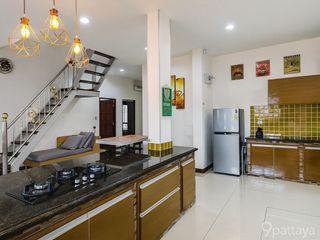 À louer 3 chambres maison à Bang Lamung, Chonburi
