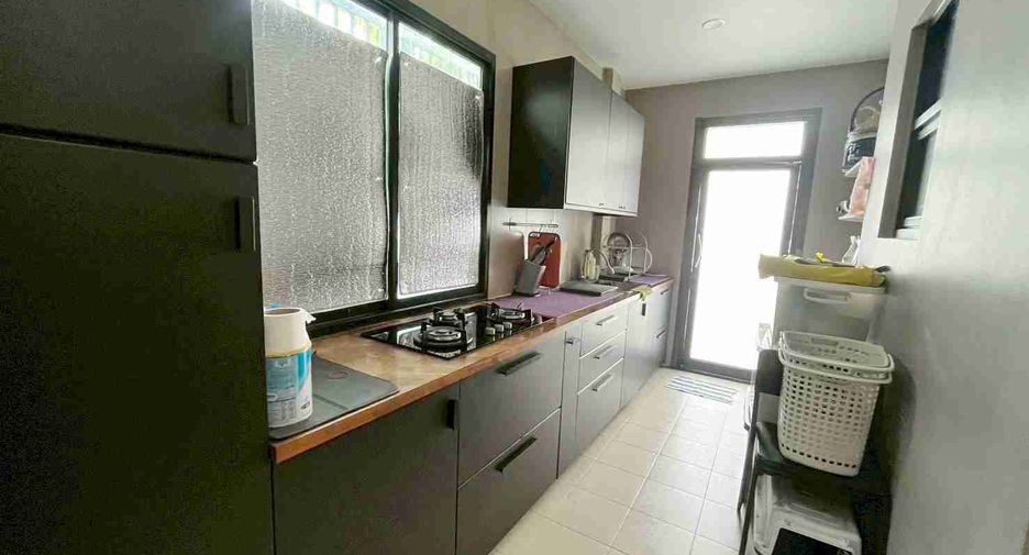 Casa en venta de 3 habitaciones en Saphan Sung, Bangkok
