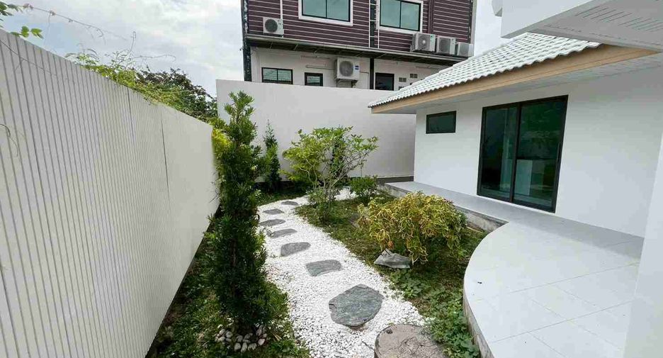 For sale 3 bedrooms house in Prawet, Bangkok