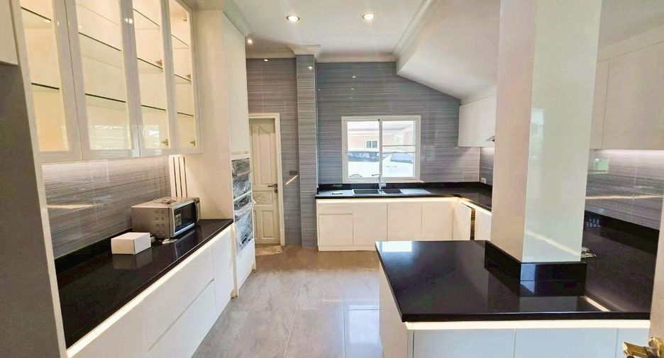Casa en venta de 5 habitaciones en Mueang Samut Sakhon, Samut Sakhon